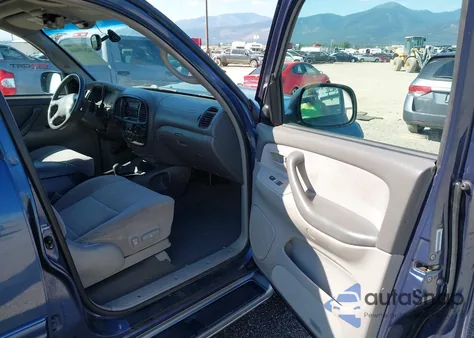 2002 Toyota Sequoia Sr5 V8 from USA, damaged, VIN 5TDBT44AX2S083401